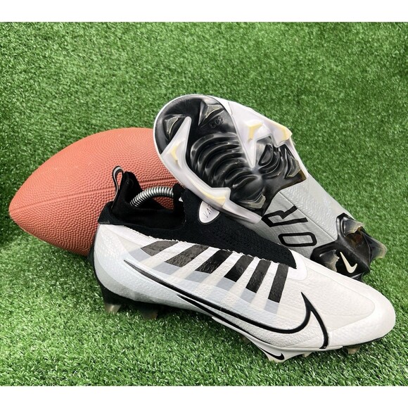 Nike Vapor Edge Elite 360 Flyknit Football Cleats Men 7.5 White Black DQ3670-100 - Picture 1 of 16